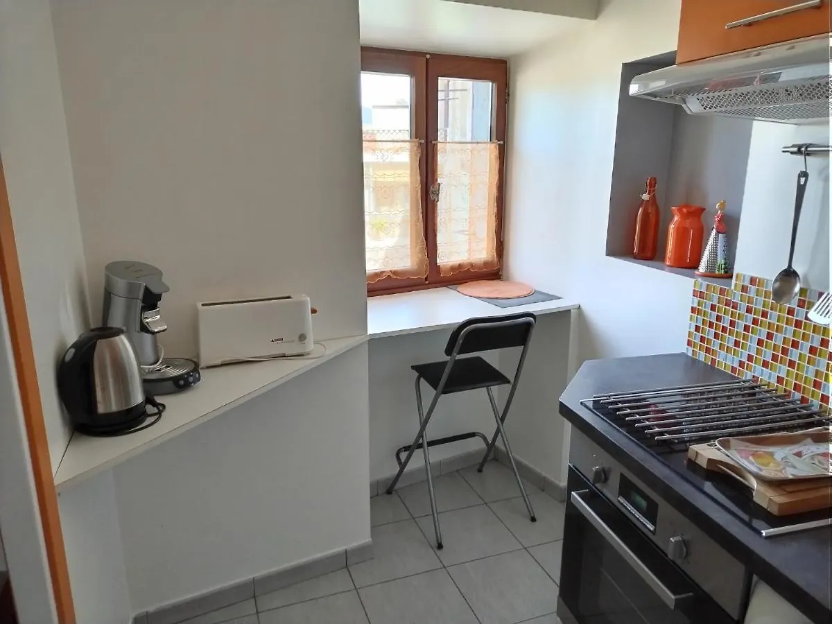 Appartement Studio Meuble Et Tout Equipe Die